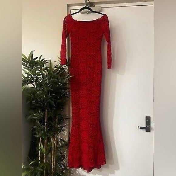 Nookie Dresses & Skirts - Nookie Red Long Sleeve Lace Dress